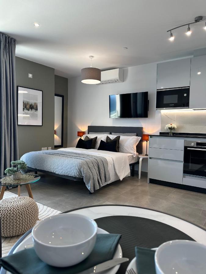 غيبرالتار E1 Presidential Studios On High Floor With Stunning Sea Views المظهر الخارجي الصورة