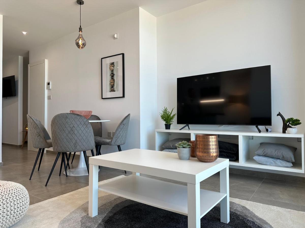 غيبرالتار E1 Presidential Studios On High Floor With Stunning Sea Views المظهر الخارجي الصورة