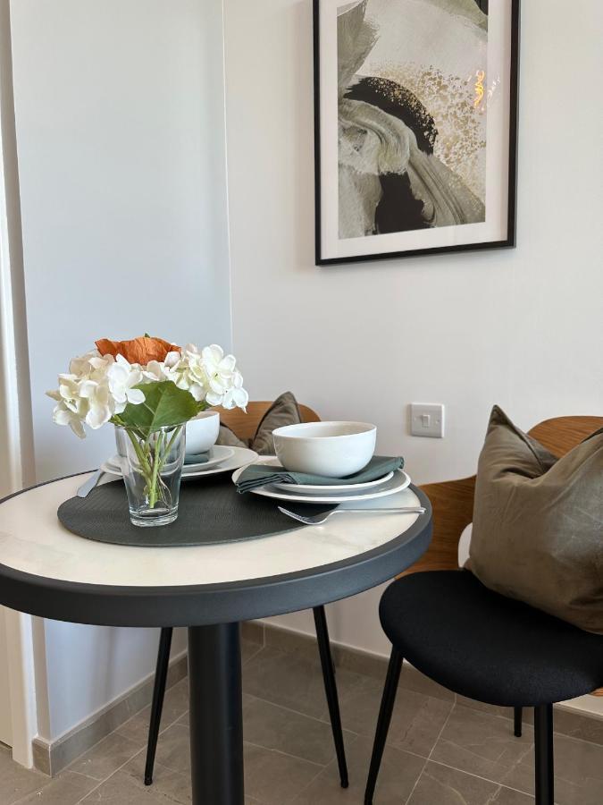 غيبرالتار E1 Presidential Studios On High Floor With Stunning Sea Views المظهر الخارجي الصورة